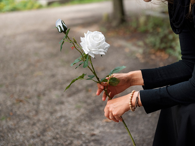 Las fases del duelo: un mapa para transitar la ausencia con calma